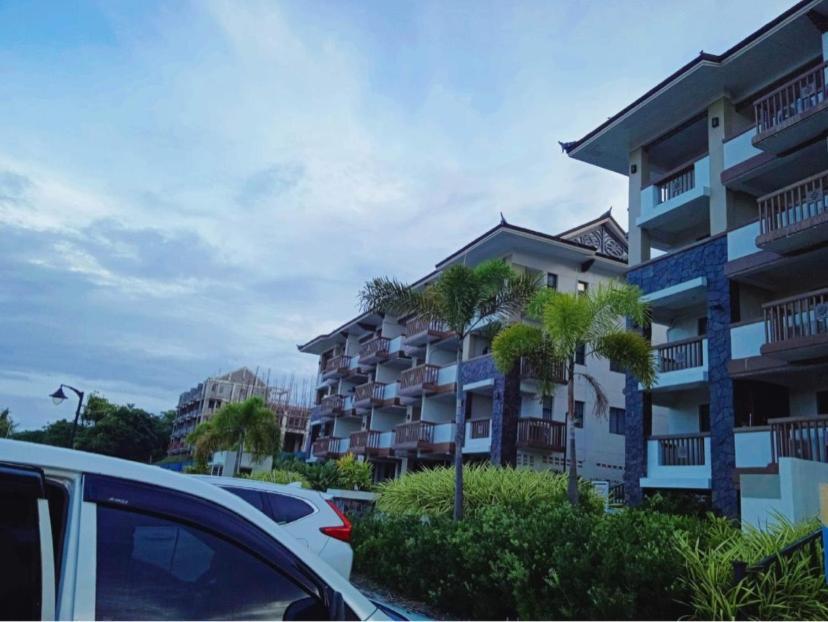 Kembali Condo Resort With Sea View Davao Экстерьер фото