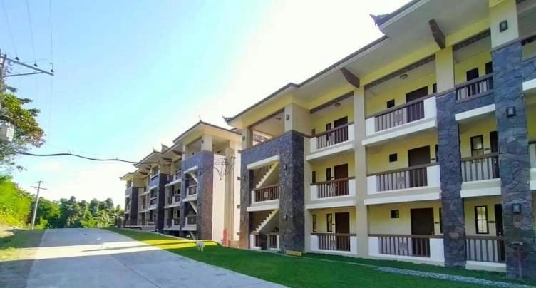 Kembali Condo Resort With Sea View Davao Экстерьер фото