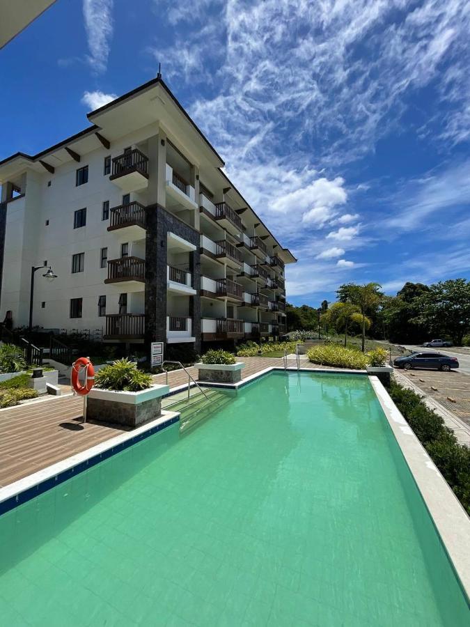 Kembali Condo Resort With Sea View Davao Экстерьер фото