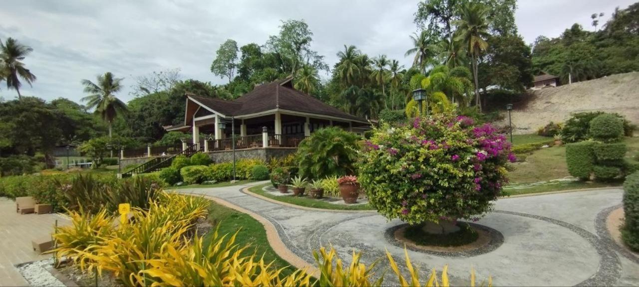 Kembali Condo Resort With Sea View Davao Экстерьер фото