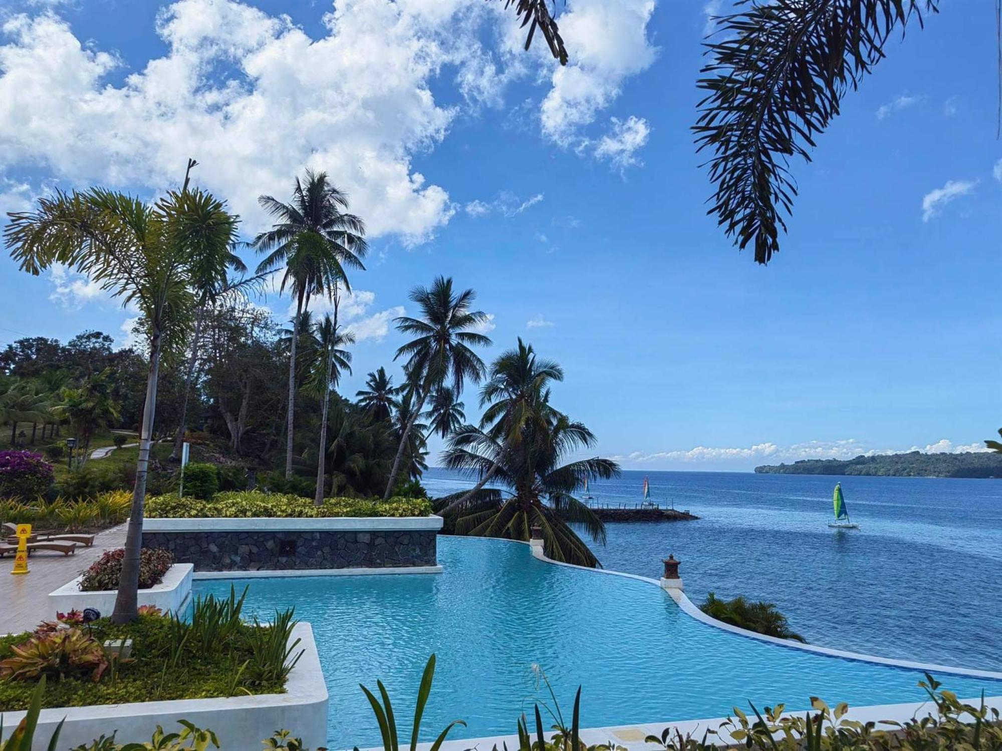 Kembali Condo Resort With Sea View Davao Экстерьер фото